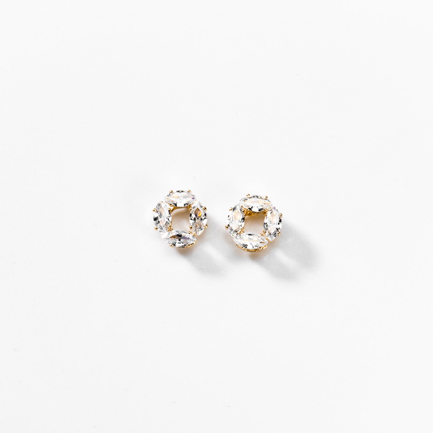 24K gold-plated Circles of bright ovals jewel set